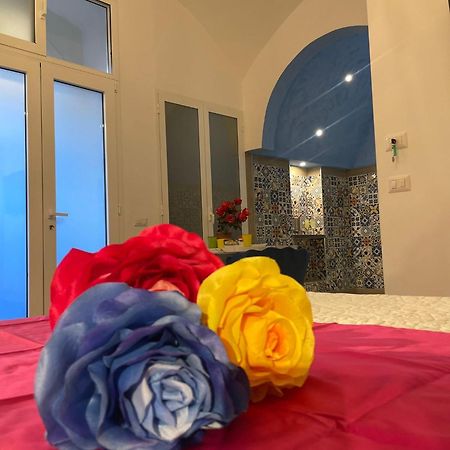 San Nicola Suite & Mini Apartment Sorrento Exterior photo