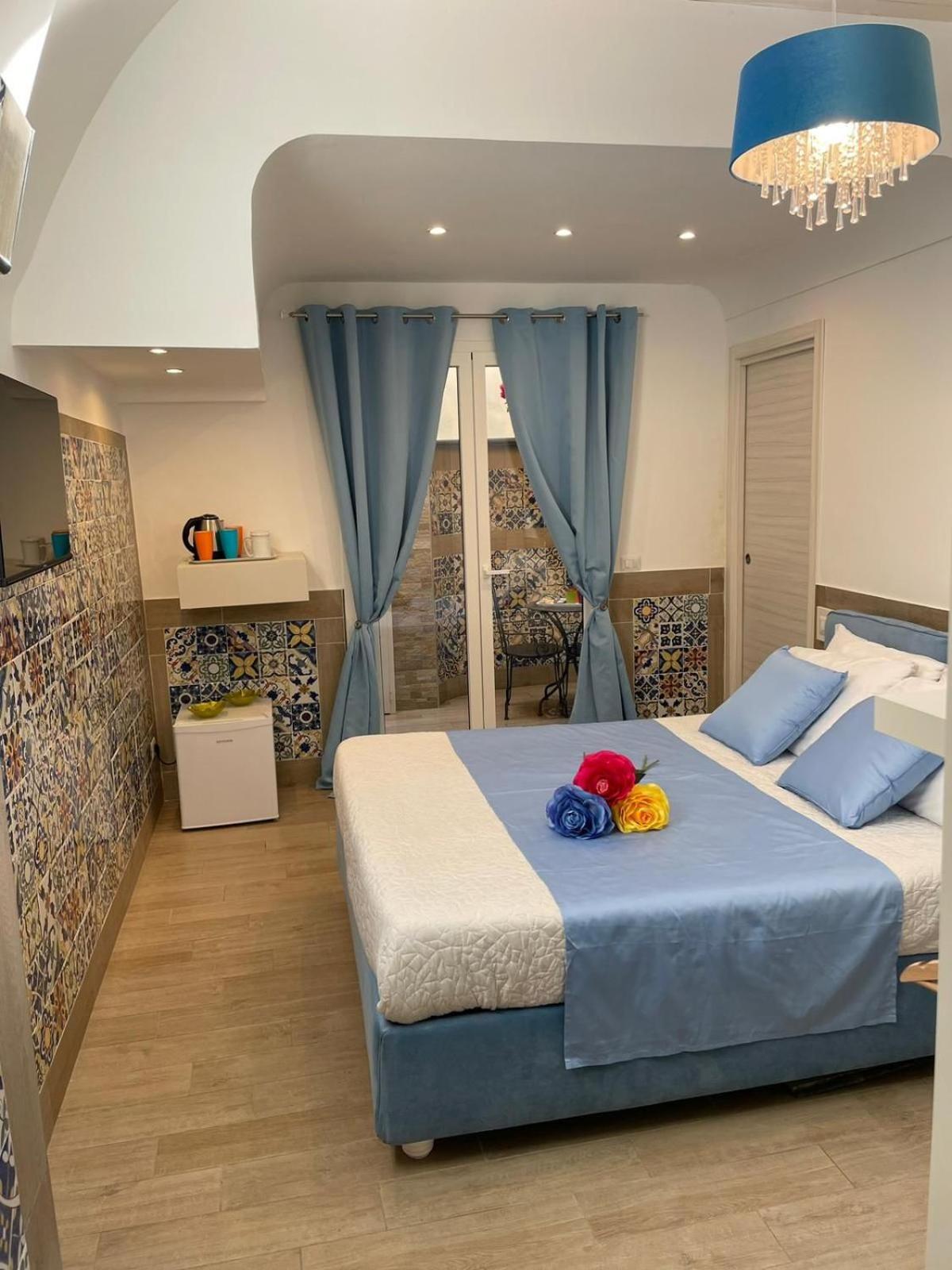 San Nicola Suite & Mini Apartment Sorrento Exterior photo