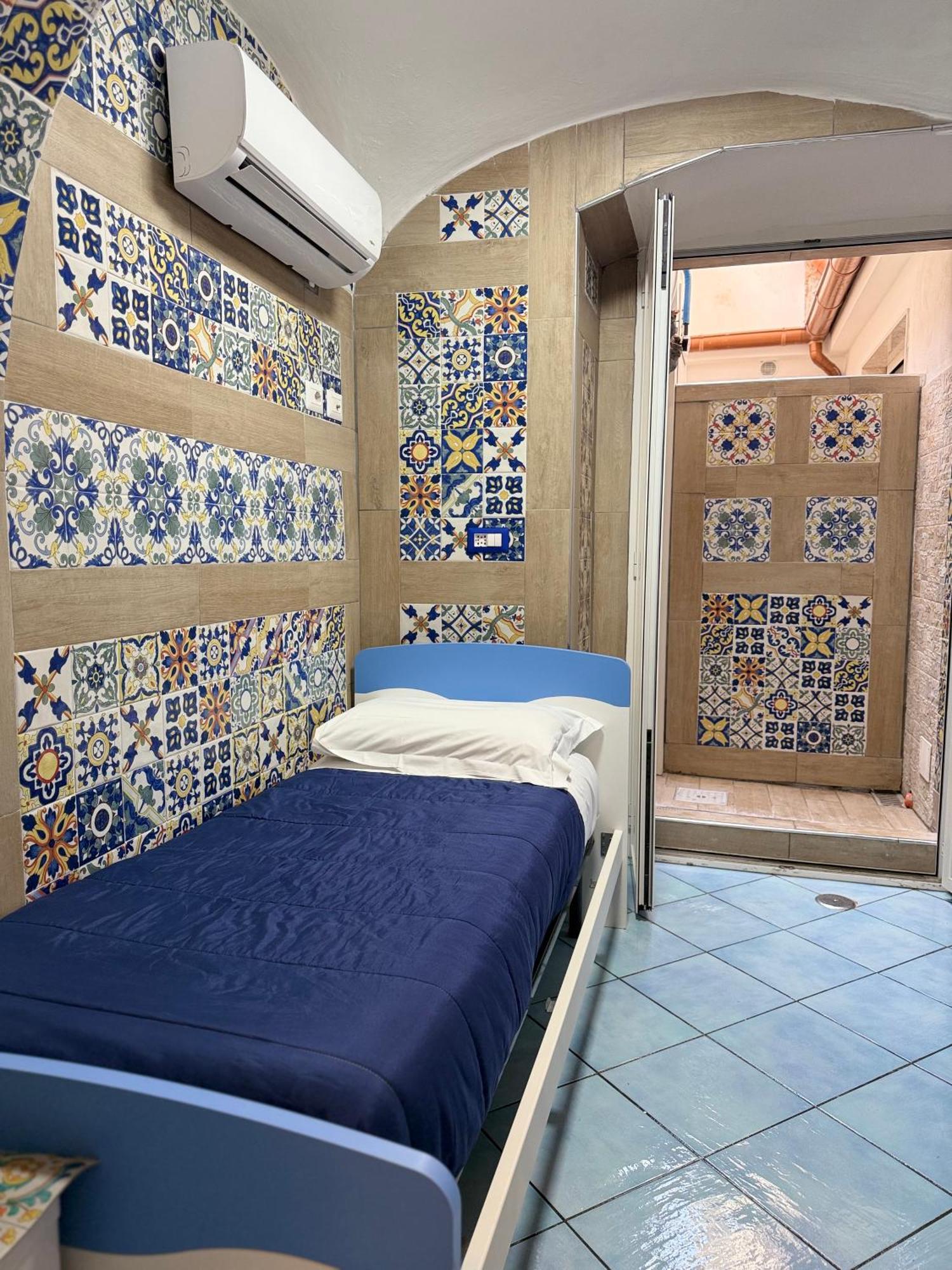 San Nicola Suite & Mini Apartment Sorrento Exterior photo