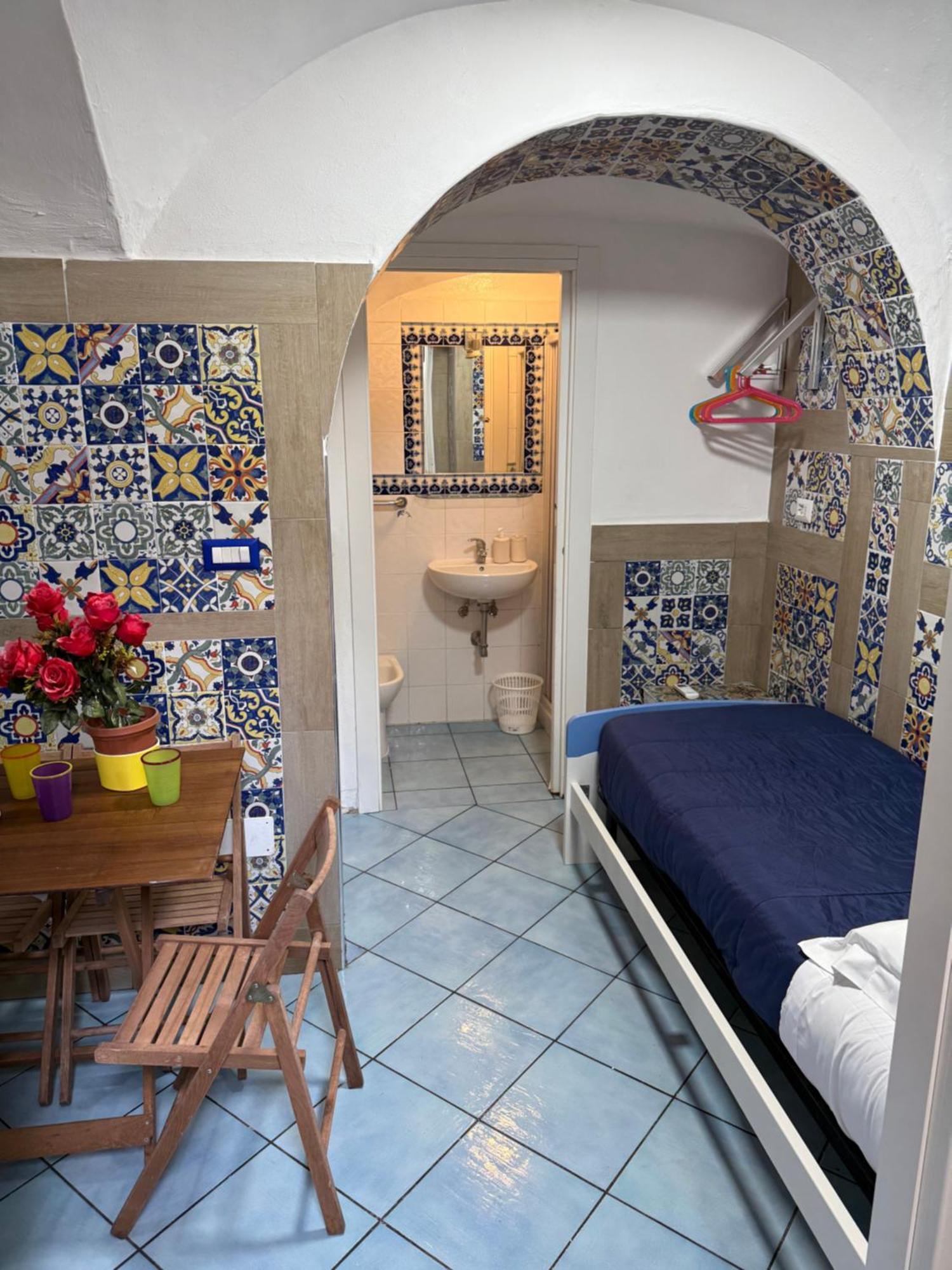 San Nicola Suite & Mini Apartment Sorrento Exterior photo