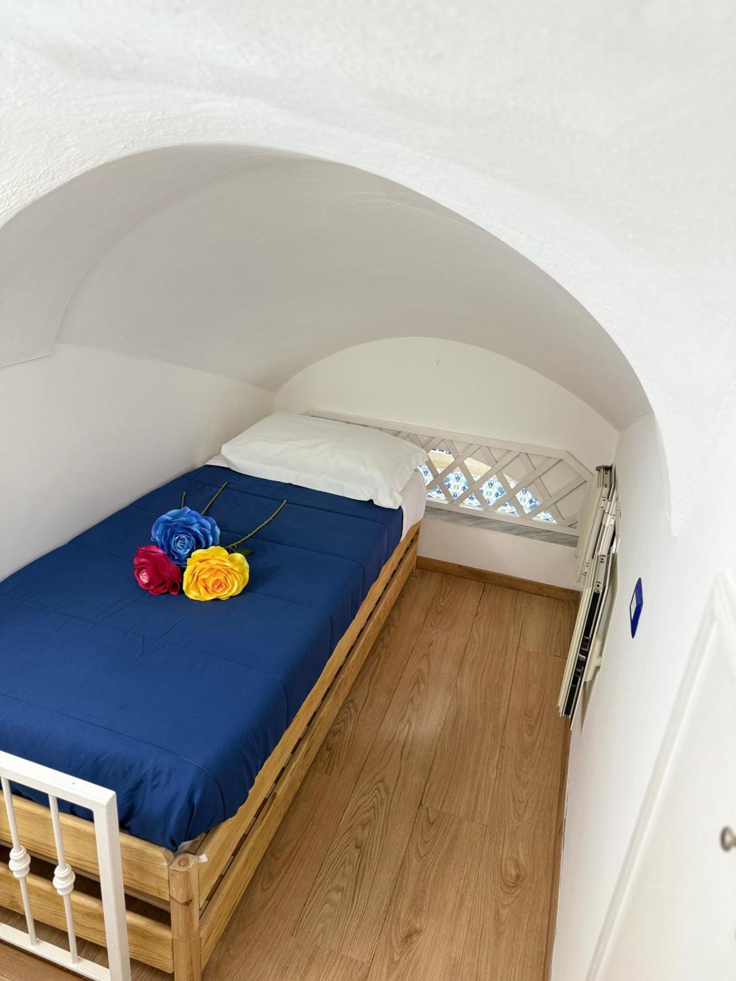San Nicola Suite & Mini Apartment Sorrento Exterior photo
